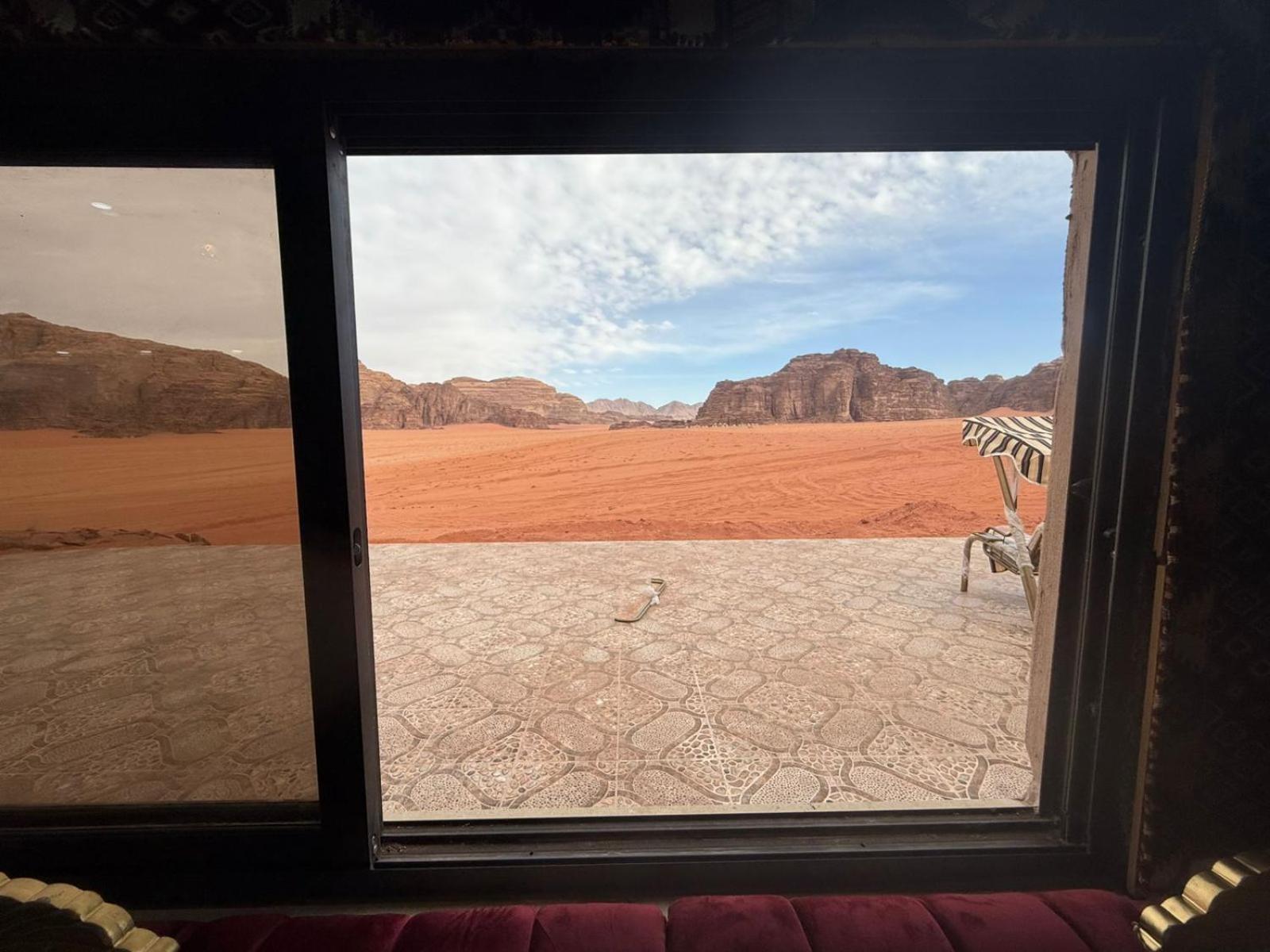 Falling Stars Camp Wadi Rum Exterior foto